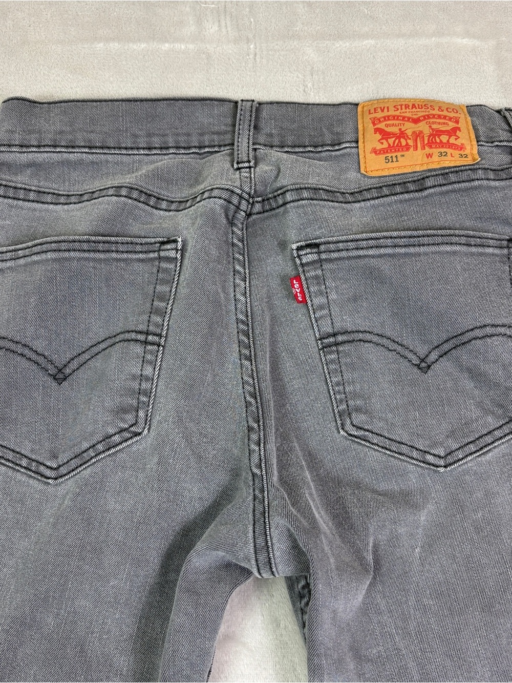 Levi’s 511 Slim Fit Jeans Mens Actual Sz 32x29 Grey Denim 04511-2272 - Picture 2 of 14